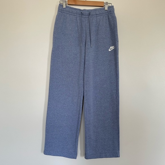 Nike Pants - Nike Women’s Sportswear Fleece Pants Size Small